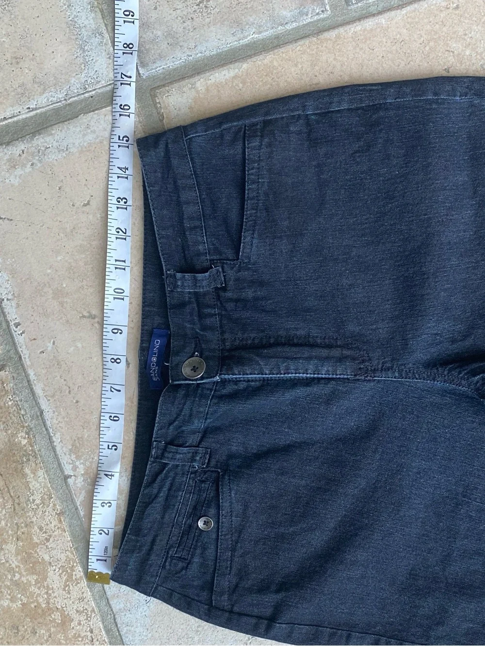 Bandolino Black Denim Shorts - Size 8